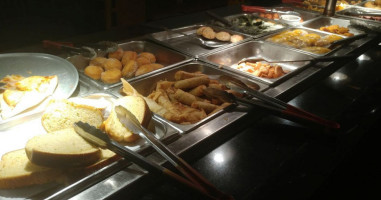 Lucky Buffet food