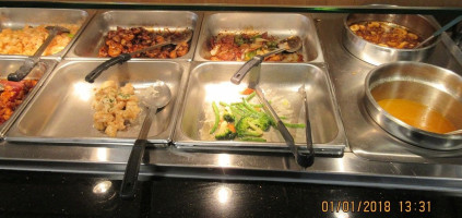 Empire Buffet food