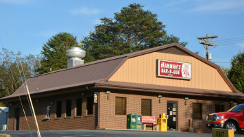 Hannah's -b-que food