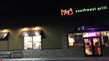 Moe's Southwest Grill outside