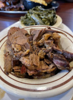 Rochester's Barbecue Grill food