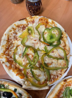 Singas Famous Pizza food