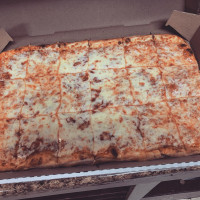 New York Pizzeria food