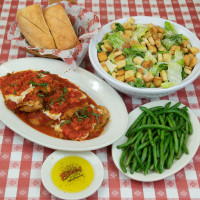 Buca Di Beppo Italian food