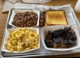 Yergy's State Road Bbq food