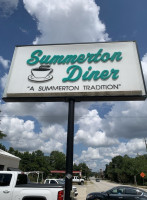 Summerton Diner outside