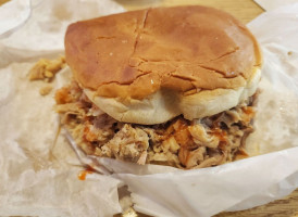 Porky's -b-q food