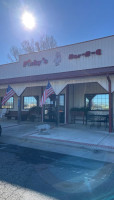 Porky's -b-q inside