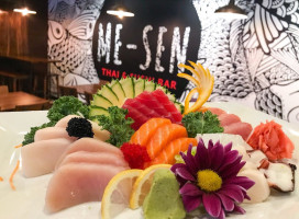 Me-sen Thai Sushi food