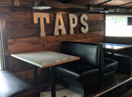 Maple City Taps And Eatery inside