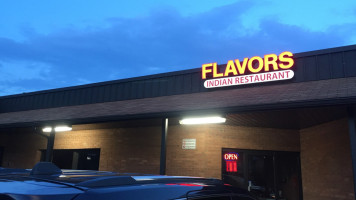 Flavors Indian Canandaigua outside