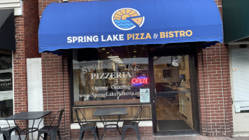 Spring Lake Pizza Bistro inside