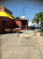 Golden Chick outside