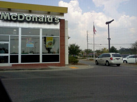 Mcdonald's outside