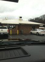 Ammons' Drive Inn Dairy outside