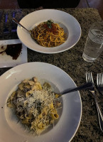 Kalura Trattoria food