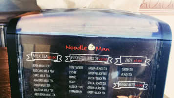 Noodle Man outside