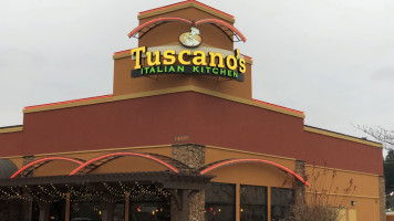 Tuscano's Italian Kitchen outside