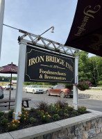 Iron Bridge Inn food