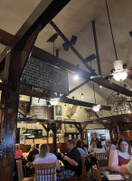 Iron Bridge Inn inside