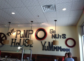 The Pump House Frozen Yogurt Knapps Corner food