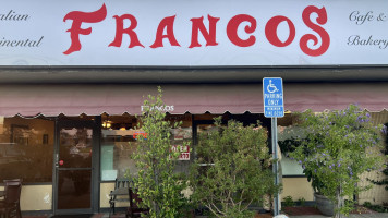 Franco's Italian outside