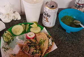 Taqueria Brenda Lee food