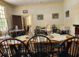 Christiana Campbell's Tavern-colonial Williamsburg inside