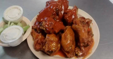 Phifer's Hot Wings -b-q food