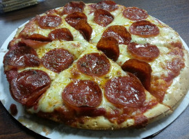 Cardo's Pizza Of Waverly food