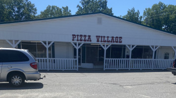 Pizza Village food