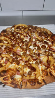 Pop's Pizza Parlor food