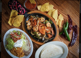 Las Brisas Mexican food