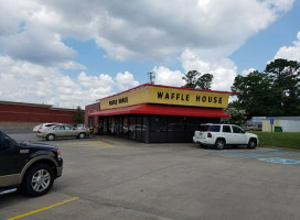 Waffle House outside