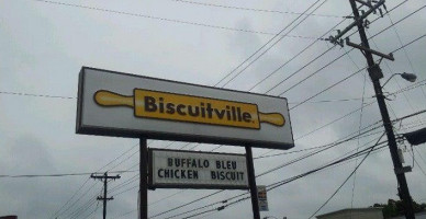 Biscuitville food