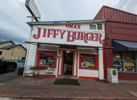 Oma's Jiffy Burger food