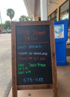 Wood Street Grill food