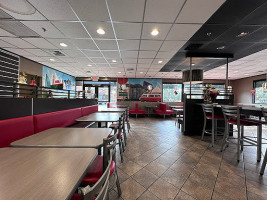 Carl's Jr. In Irv inside