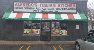 Alfredos Italian Kitchen. outside