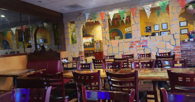 Los Panchos inside