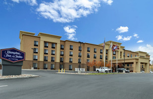 Hampton Inn Suites Casper outside