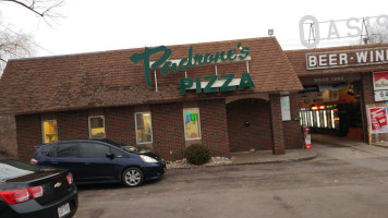 Padrone's Pizza Italian Cuisine outside