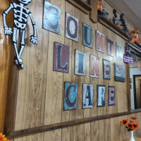 County Line Cafe outside