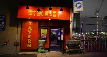 Bukowski Tavern outside