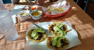 Los Charros In East Mol food