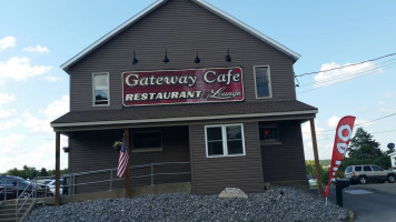 Gateway Cafe outside