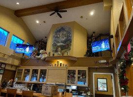 J J Hills Fresh Grill In Leavenworth food