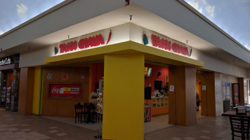 Tacos Chava inside