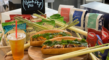 Banh Mi 47 food