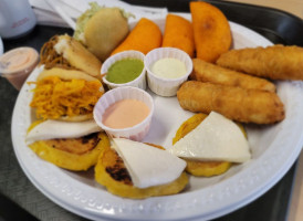 Doña Arepa food